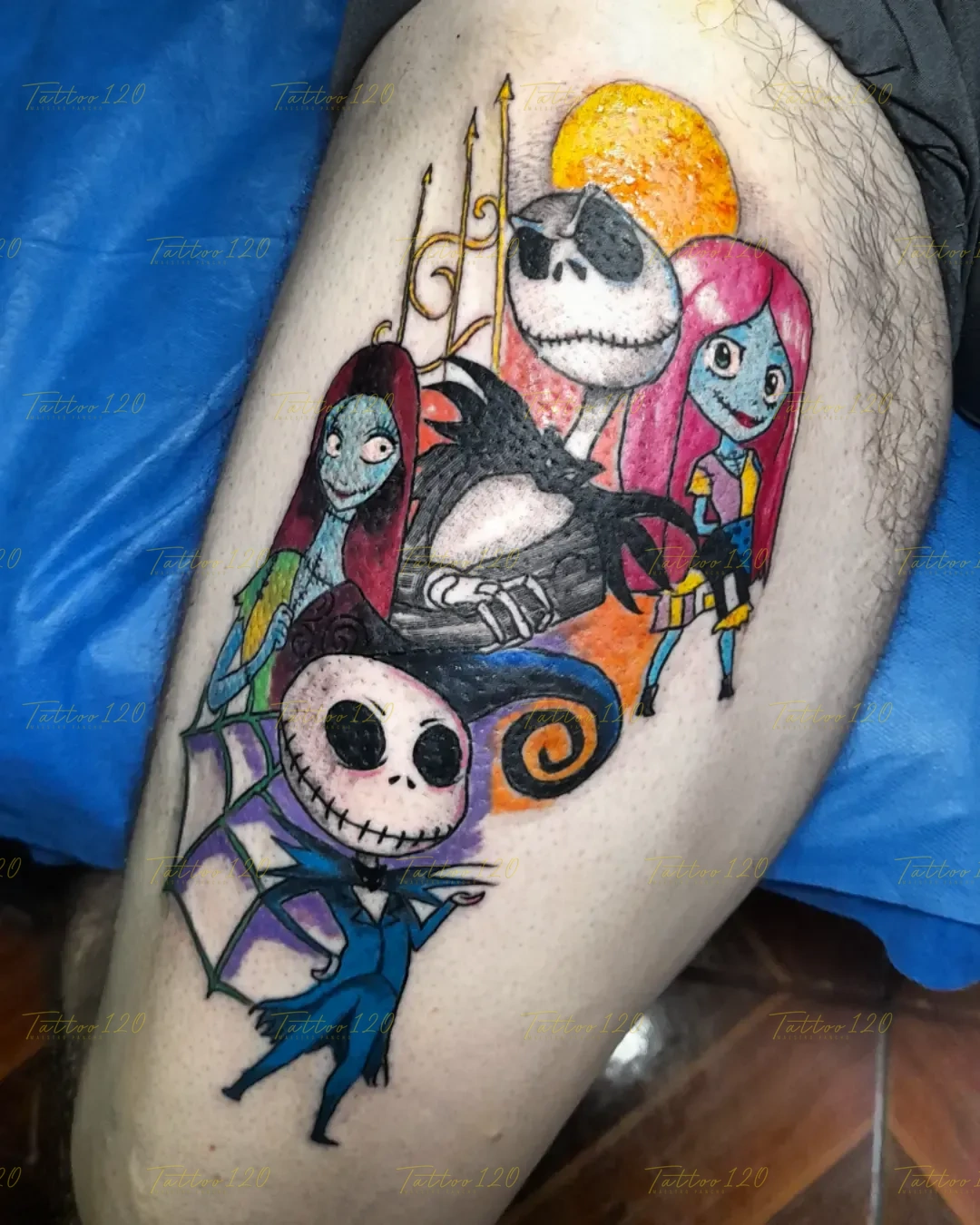 Tatuaje de anime a color inspirado en personaje de manga