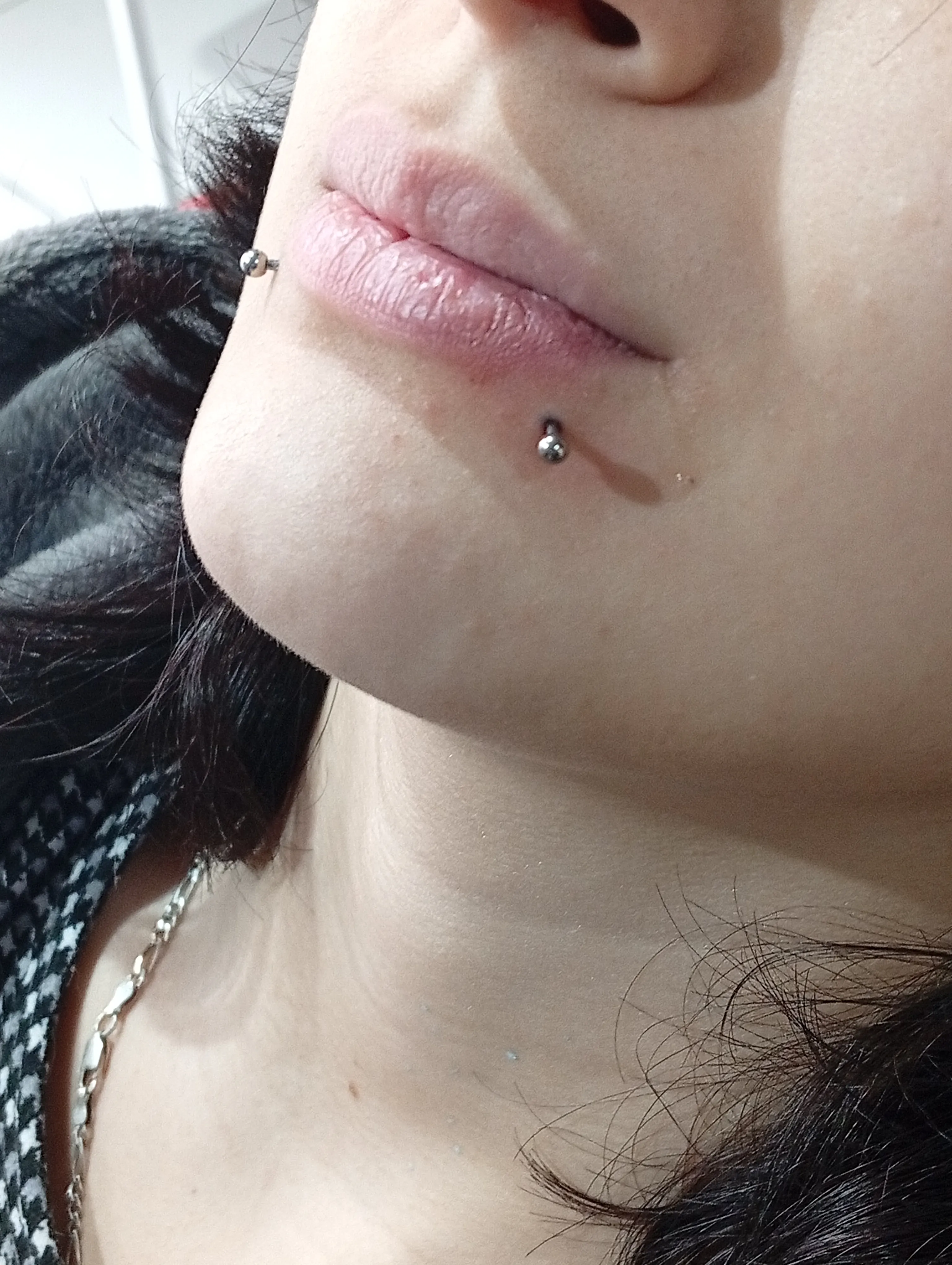 Piercing Snake Bites en la cara